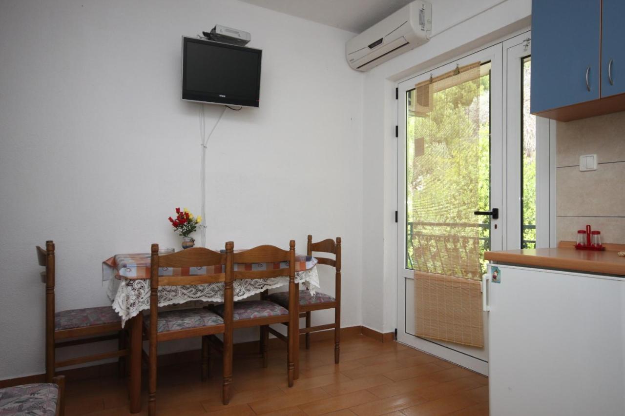 Apartments With A Parking Space Zivogosce - Porat, Makarska - 6700 Игране Экстерьер фото