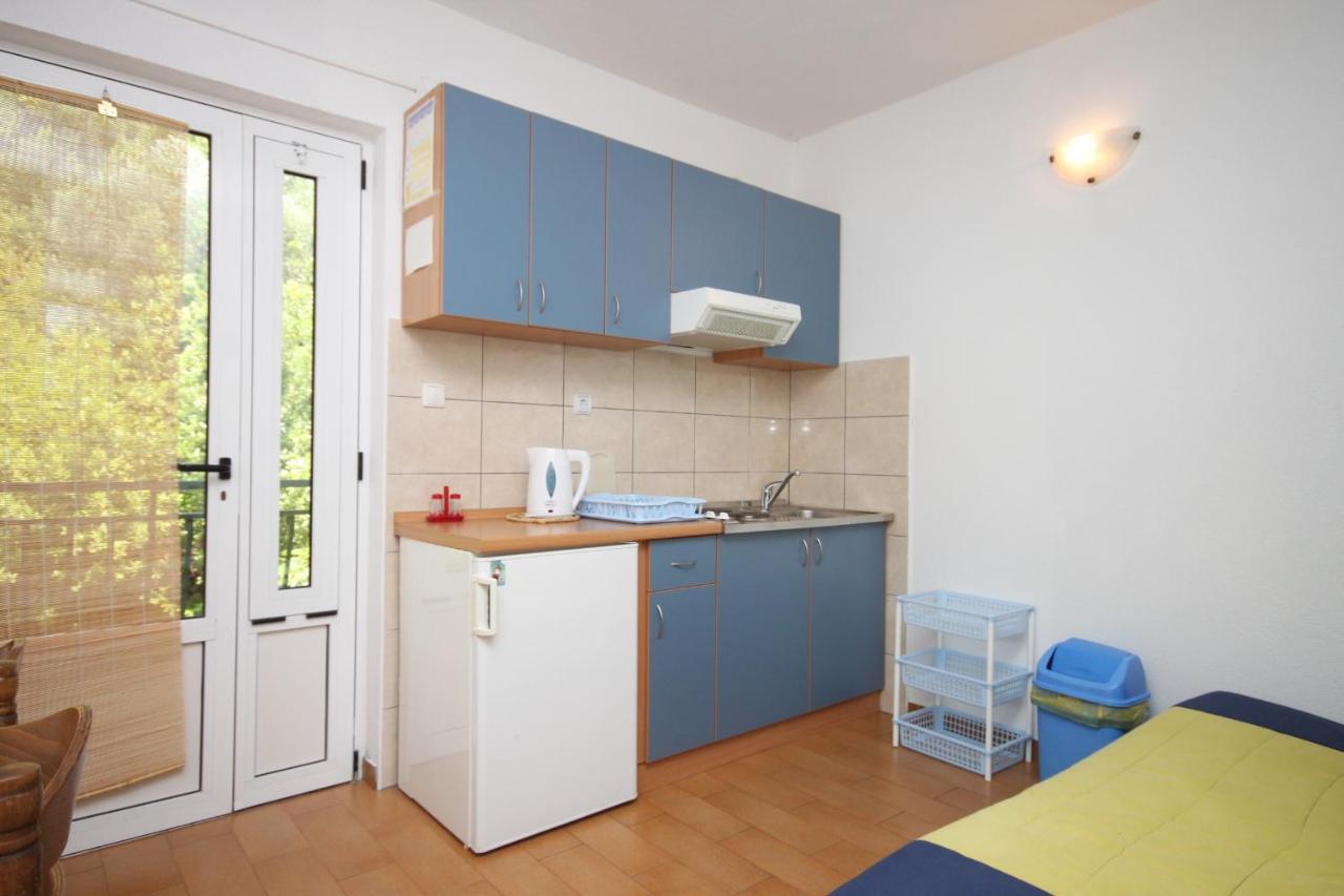 Apartments With A Parking Space Zivogosce - Porat, Makarska - 6700 Игране Экстерьер фото